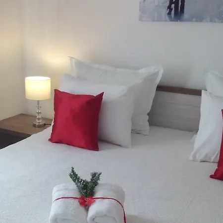 Blue Lagoon * 特罗吉尔